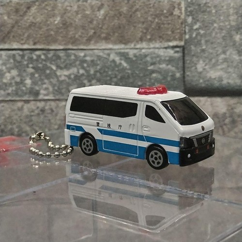 Tomica nissan caravan nv350 - caravan,